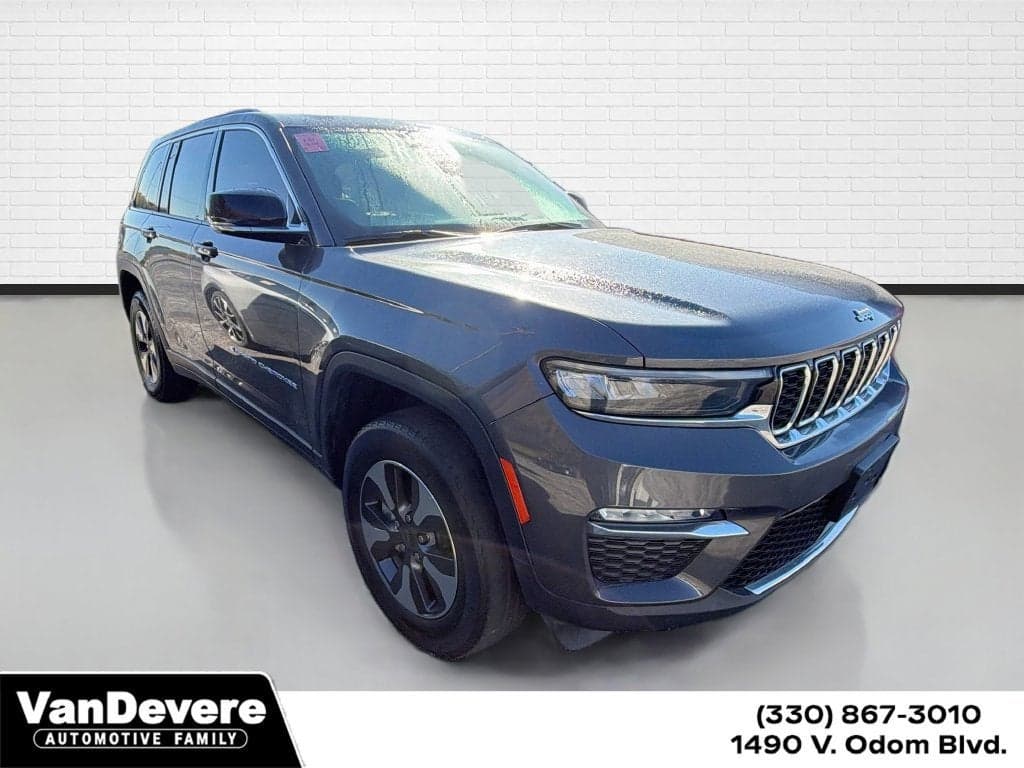 2023 Jeep Grand Cherokee 4xe Base — photo 1 of 5