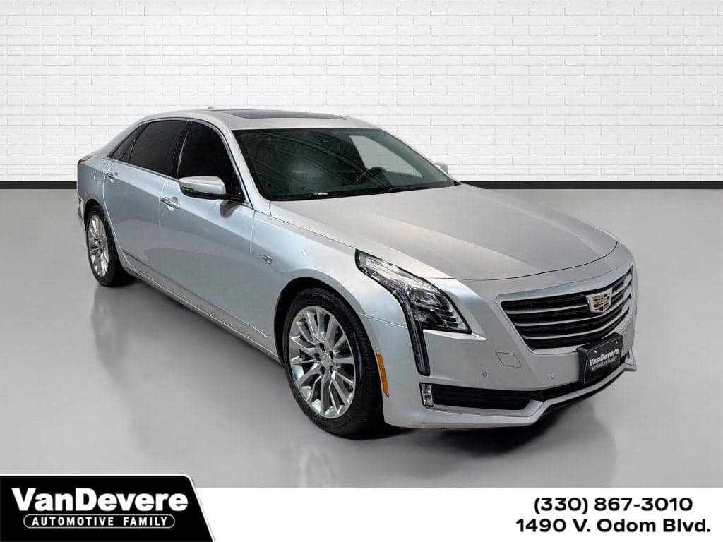 2018 Cadillac CT6 Luxury AWD — photo 1 of 5