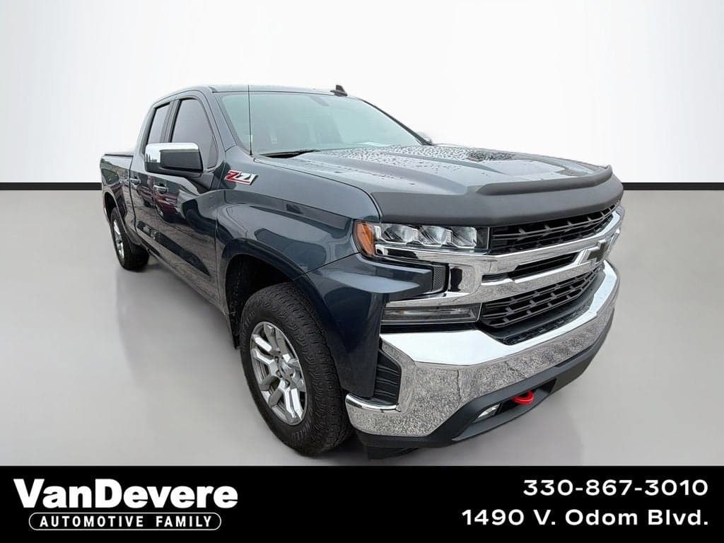2020 Chevrolet Silverado 1500 LT — photo 1 of 23