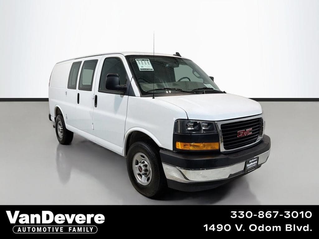 2025 GMC Savana Cargo Work Van — photo 1 of 37