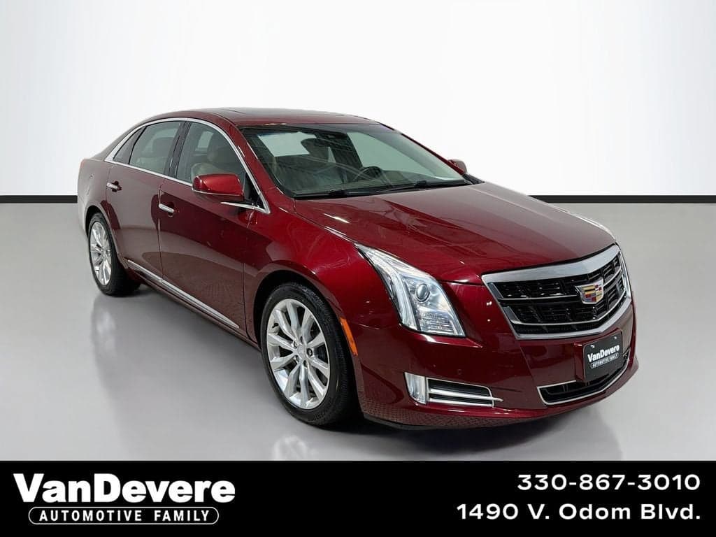 2017 Cadillac XTS Luxury — photo 1 of 45