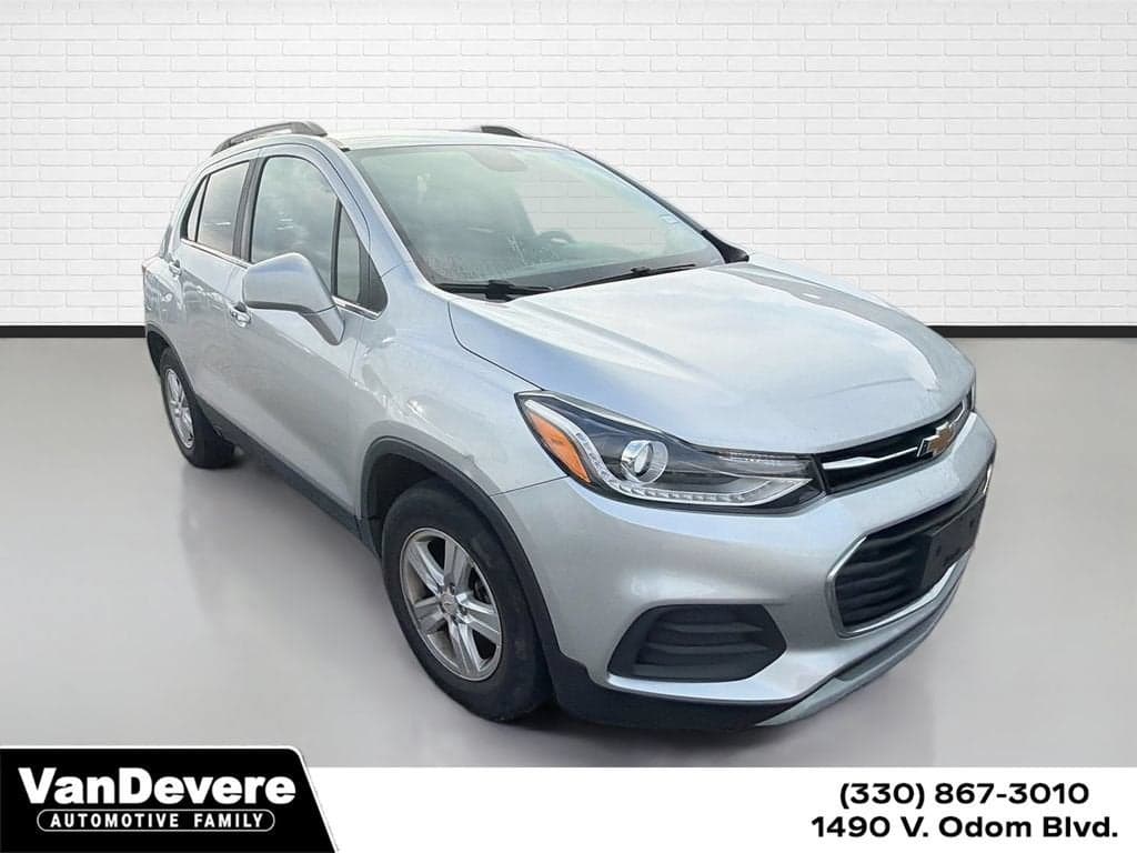 2019 Chevrolet Trax LT — photo 1 of 20