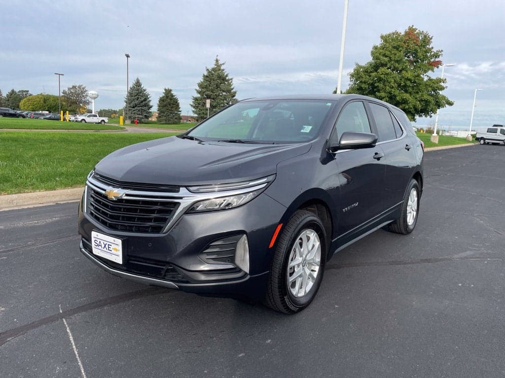 2022 Chevrolet Equinox LT — photo 1 of 56