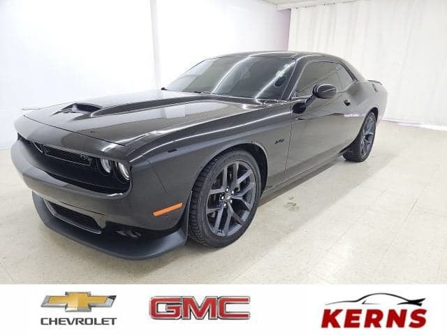 2023 Dodge Challenger R/T — photo 1 of 26