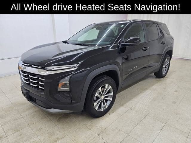 2025 Chevrolet Equinox LT — photo 1 of 42