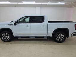 Extra Photo