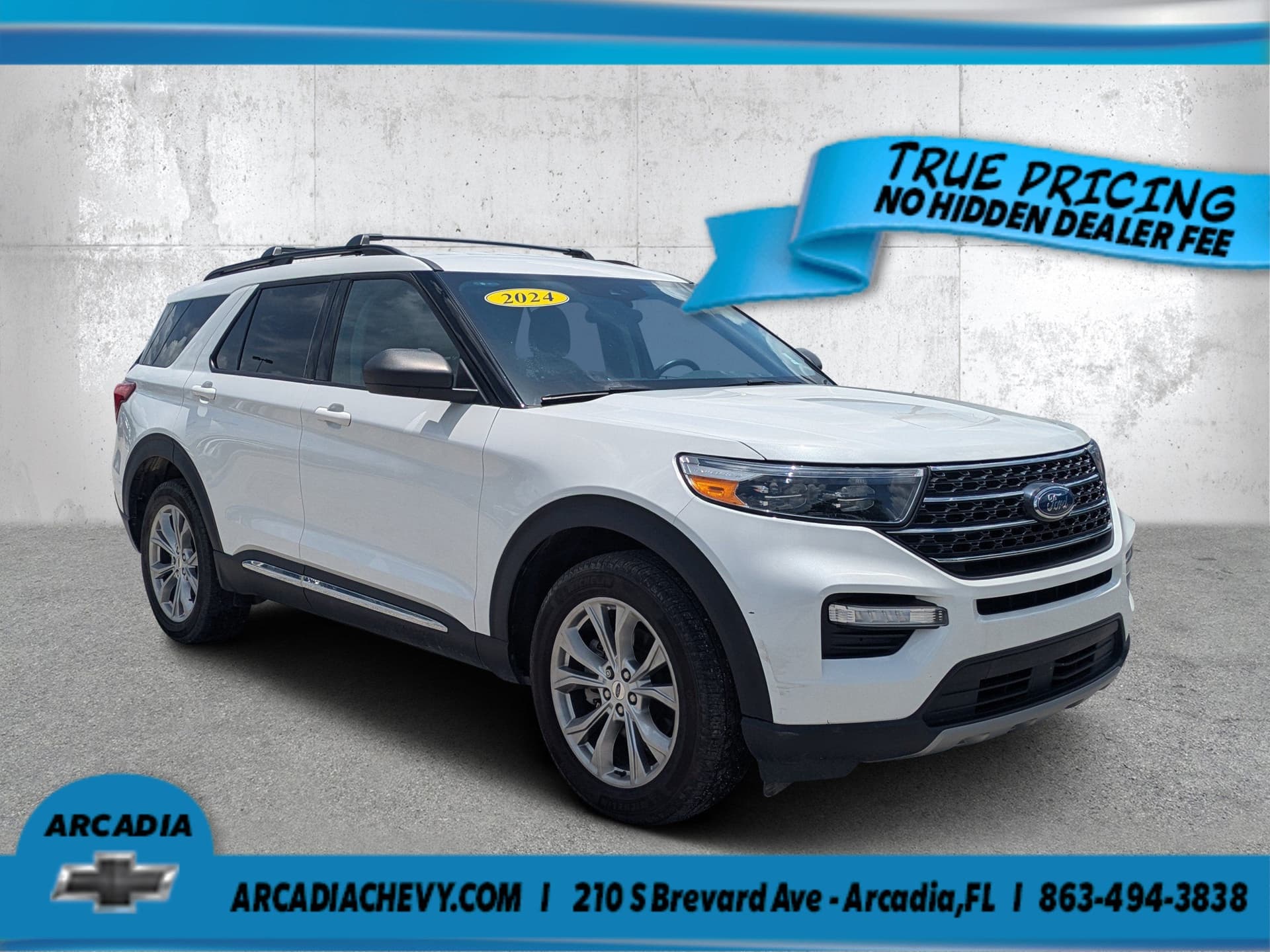 2024 Ford Explorer XLT — photo 1 of 29