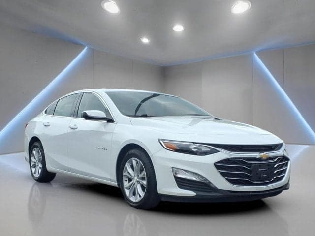 2024 Chevrolet Malibu 1LT — photo 1 of 5