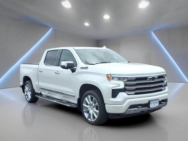 2023 Chevrolet Silverado 1500 High Country — photo 1 of 5
