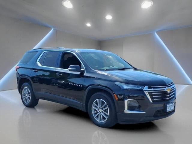 2023 Chevrolet Traverse LT Cloth — photo 1 of 5