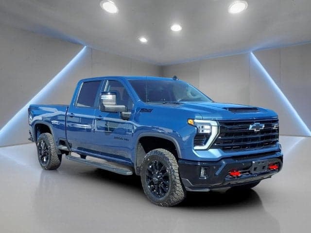 2025 Chevrolet Silverado 2500HD LT — photo 1 of 5