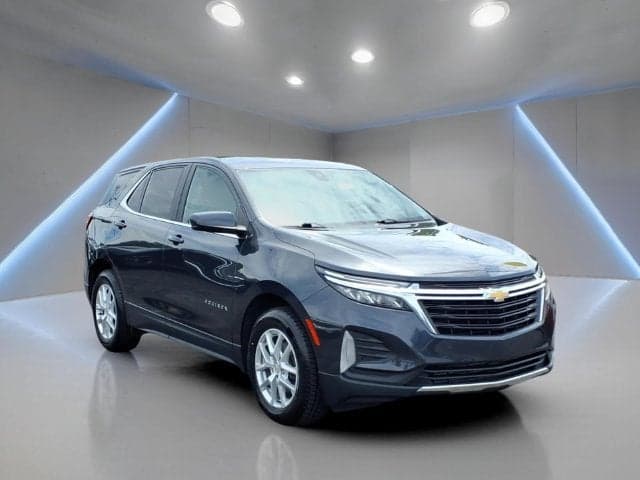 2022 Chevrolet Equinox LT — photo 1 of 5