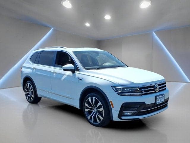 2020 Volkswagen Tiguan Base — photo 1 of 5