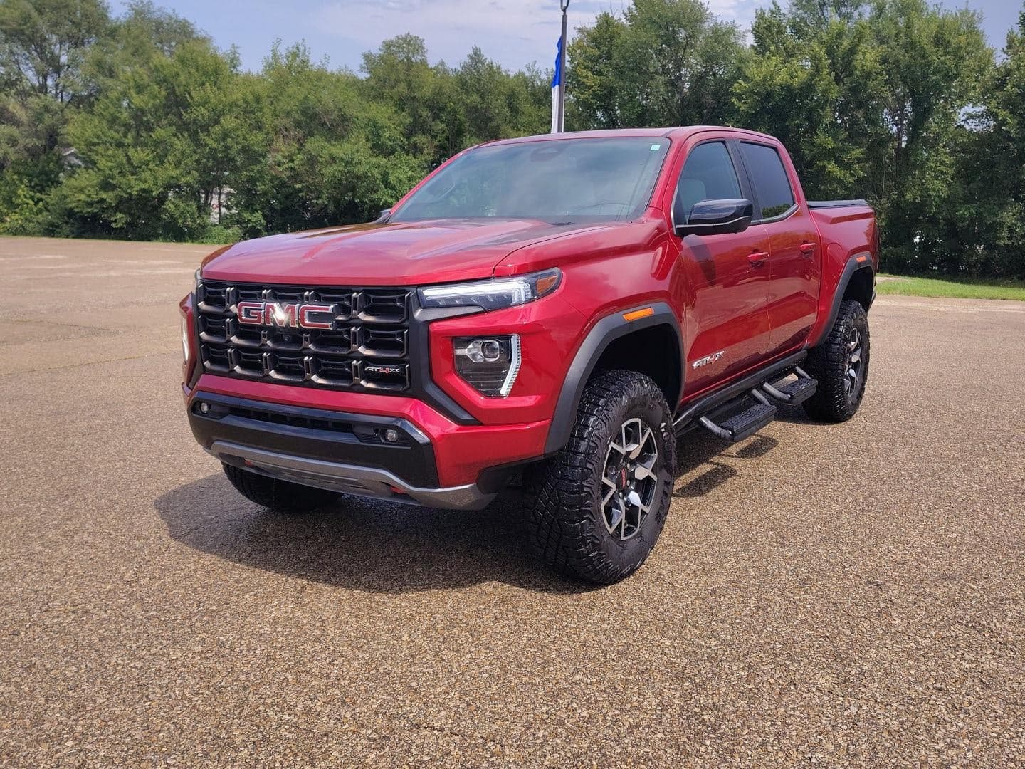 2024 GMC Canyon AT4X — photo 1 of 39