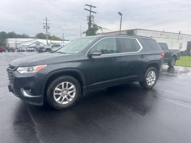 2019 Chevrolet Traverse LT Cloth — photo 1 of 22