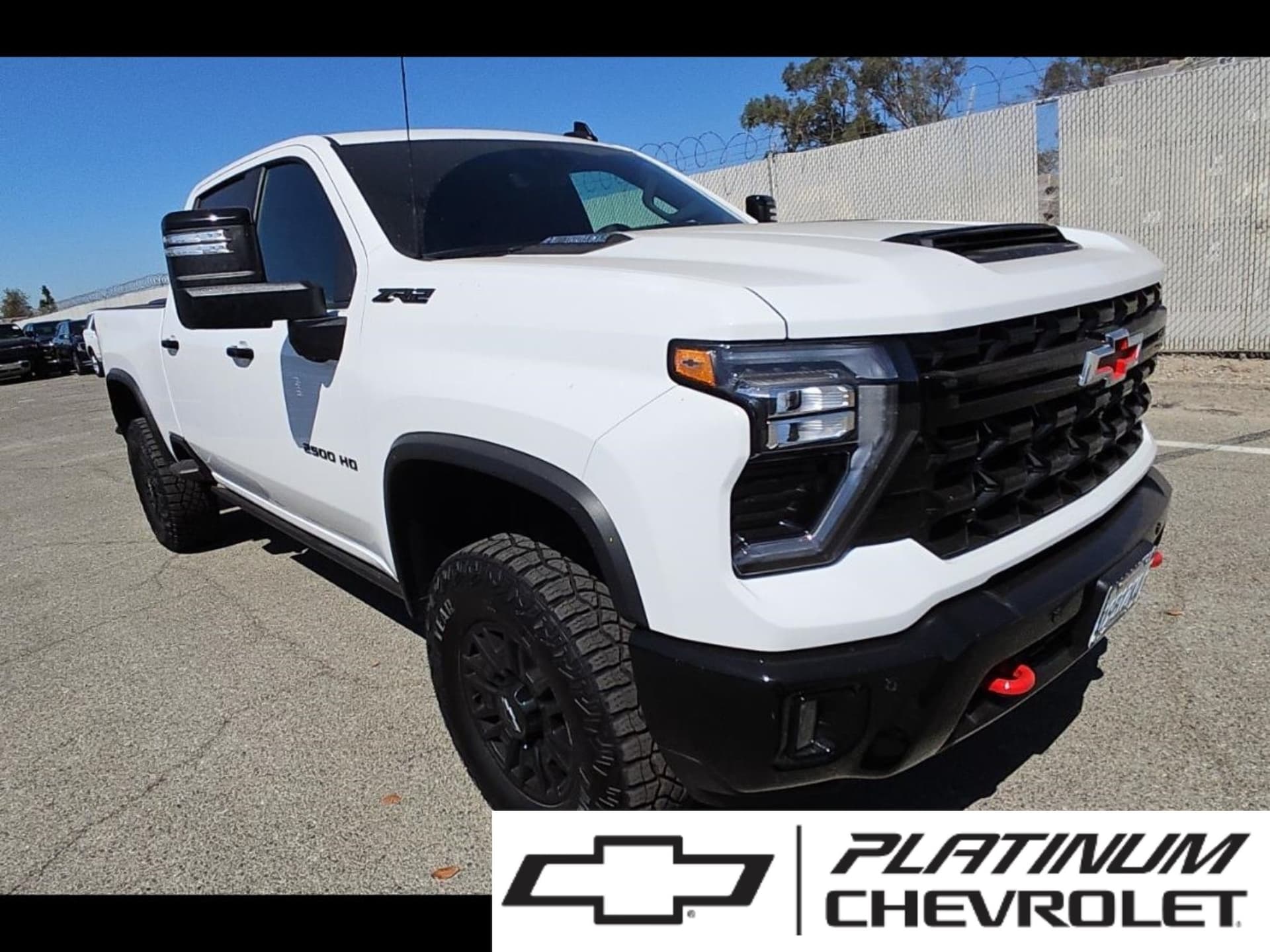 2026 Chevrolet Silverado 2500HD ZR2 — photo 1 of 5