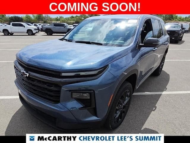 2024 Chevrolet Traverse FWD LT — photo 1 of 8