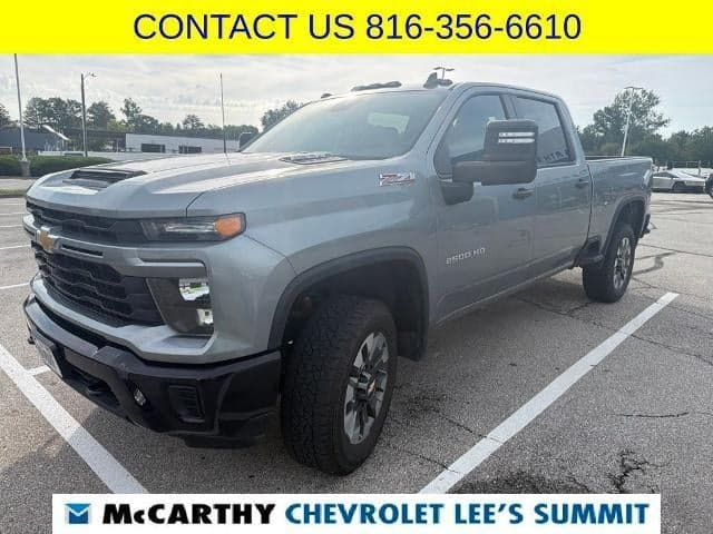 2024 Chevrolet Silverado 2500HD Custom — photo 1 of 4