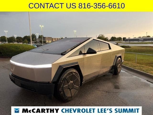 2024 Tesla Cybertruck Base — photo 1 of 16