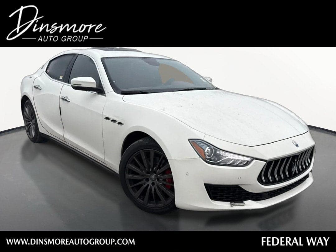 2018 Maserati Ghibli Base — photo 1 of 8