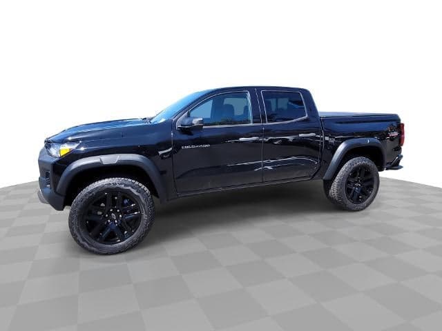 2023 Chevrolet Colorado 4WD Trail Boss — photo 1 of 44