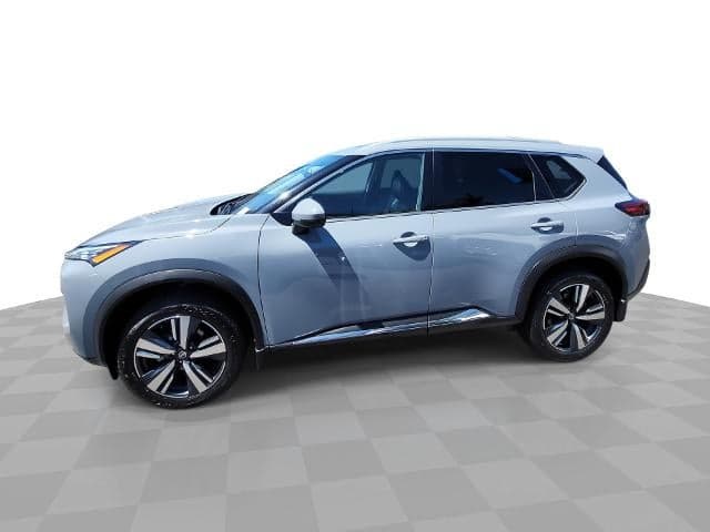 2021 Nissan Rogue SL — photo 1 of 48
