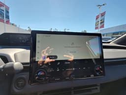 Extra Photo