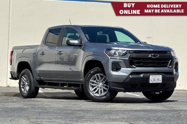 2023 Chevrolet Colorado Base — photo 1 of 71