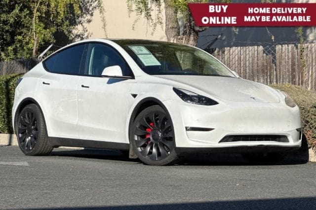 2022 Tesla Model Y Performance — photo 1 of 5