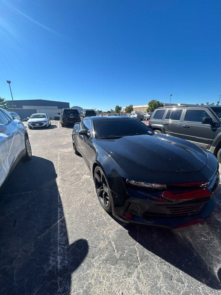 2018 Chevrolet Camaro 1LT — photo 1 of 5