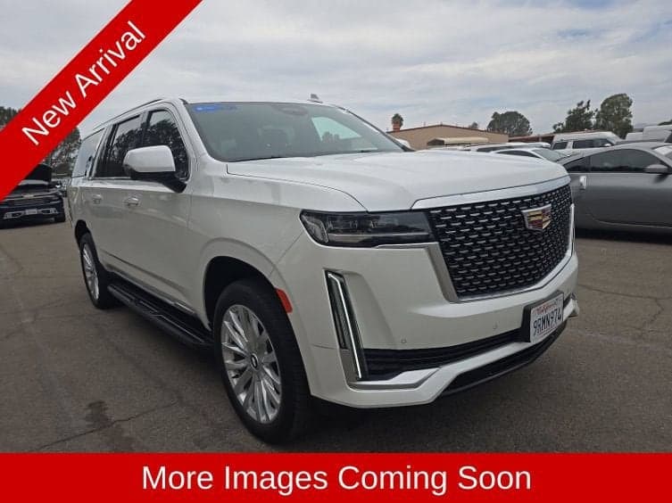 2024 Cadillac Escalade ESV RWD Luxury — photo 1 of 31