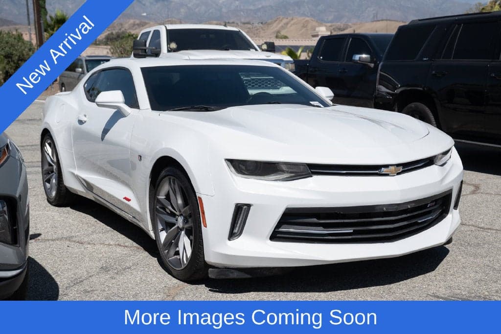 2017 Chevrolet Camaro 2LT — photo 1 of 28