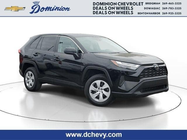 2025 Toyota RAV4 LE — photo 1 of 25