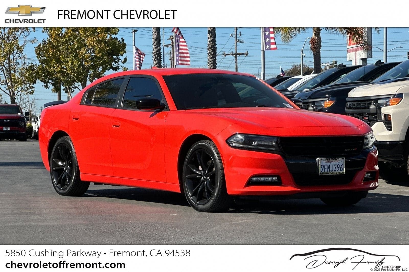 2018 Dodge Charger SXT Plus — photo 1 of 5