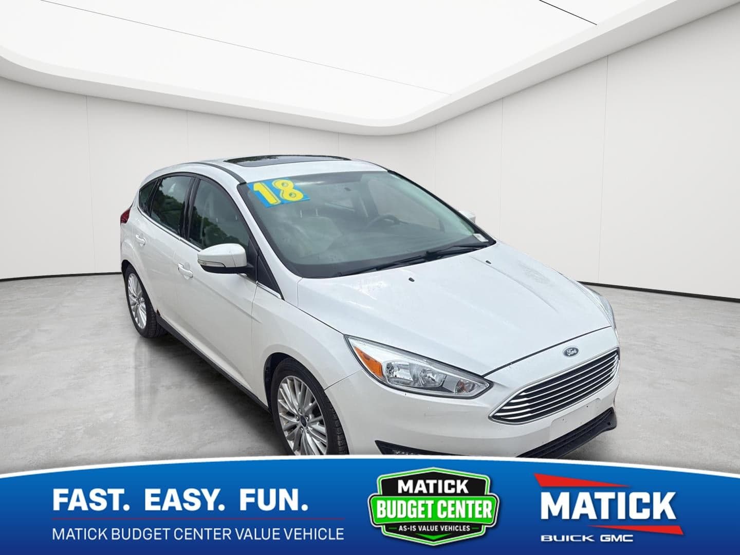 2018 Ford Focus Titanium — photo 1 of 33
