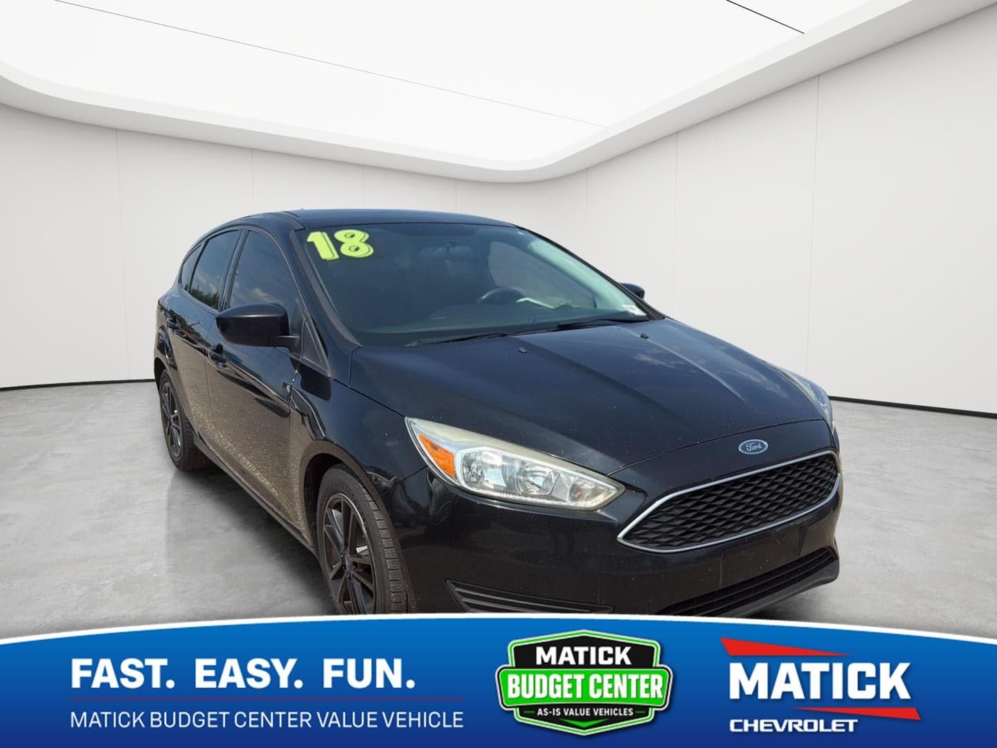 2018 Ford Focus SE — photo 1 of 27