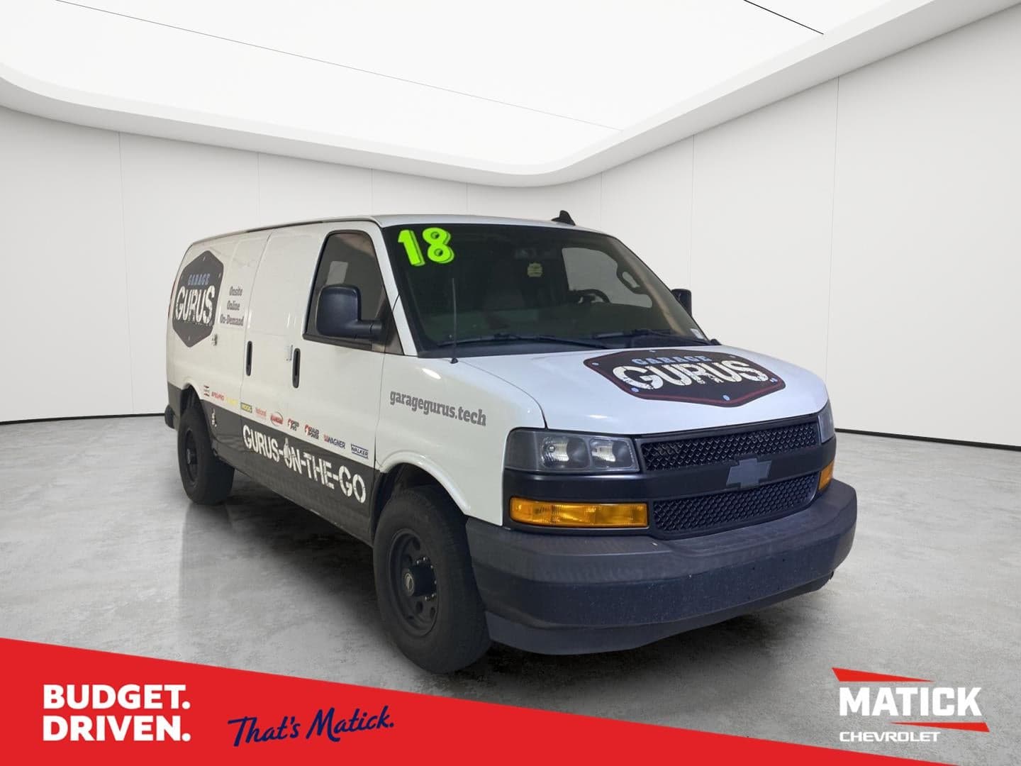 2018 Chevrolet Express Cargo Van Base — photo 1 of 33