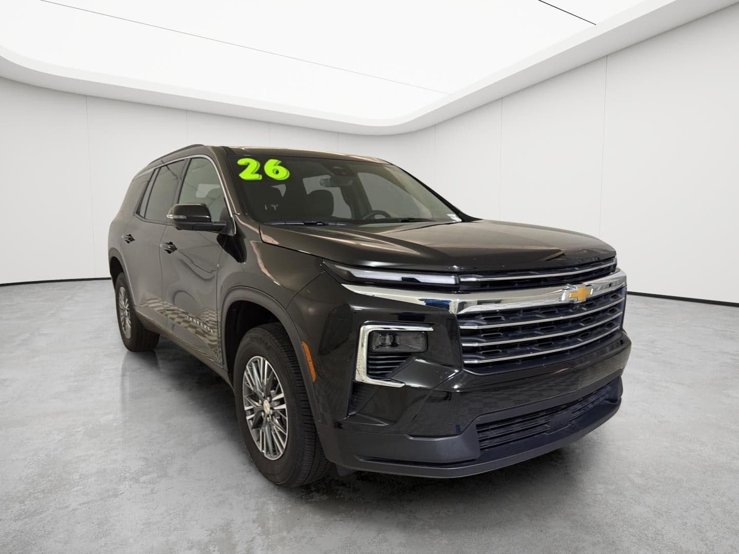 2026 Chevrolet Traverse LT — photo 1 of 44