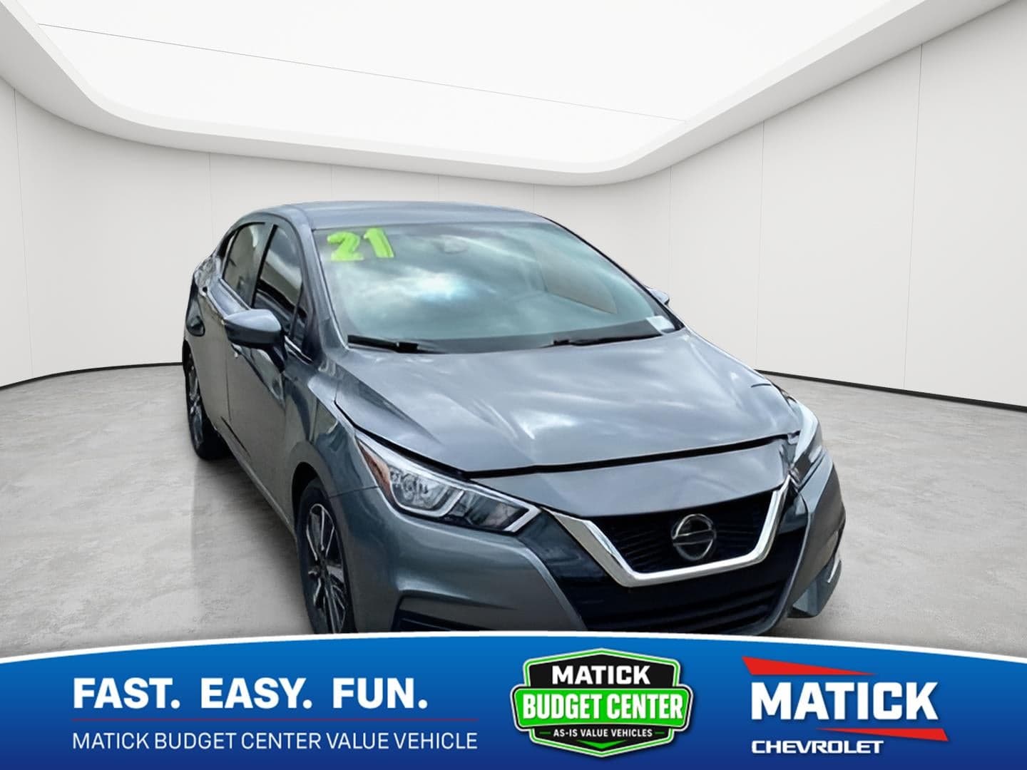 2021 Nissan Versa SV — photo 1 of 41