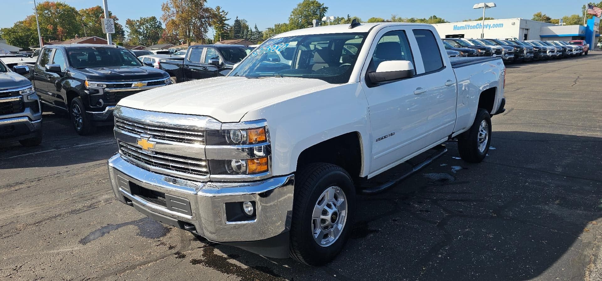 2017 Chevrolet Silverado 2500HD LT — photo 1 of 5