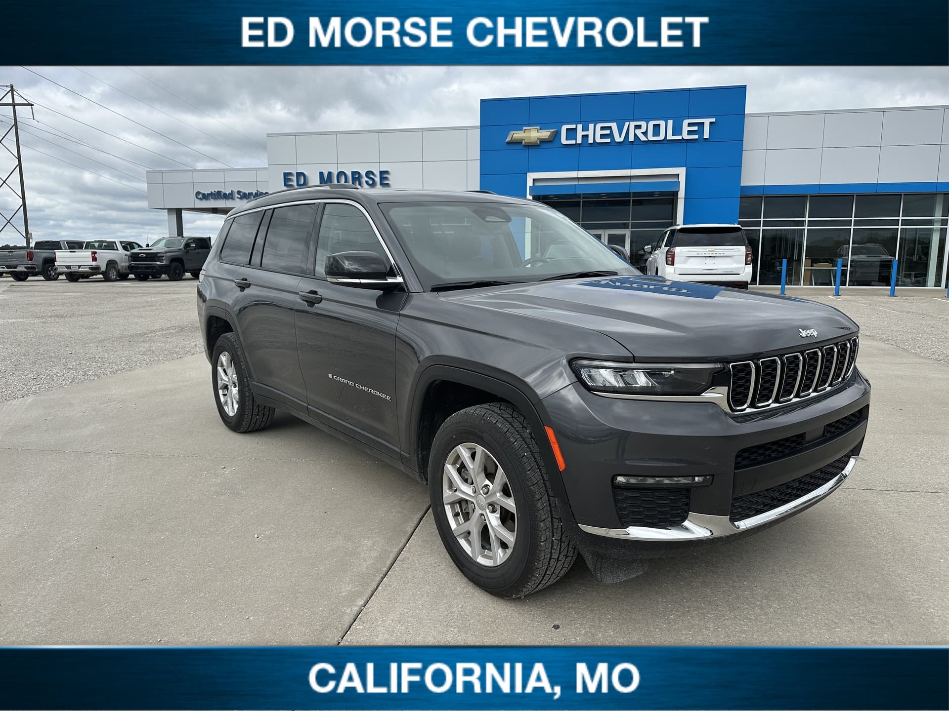2023 Jeep Grand Cherokee L Limited — photo 1 of 37