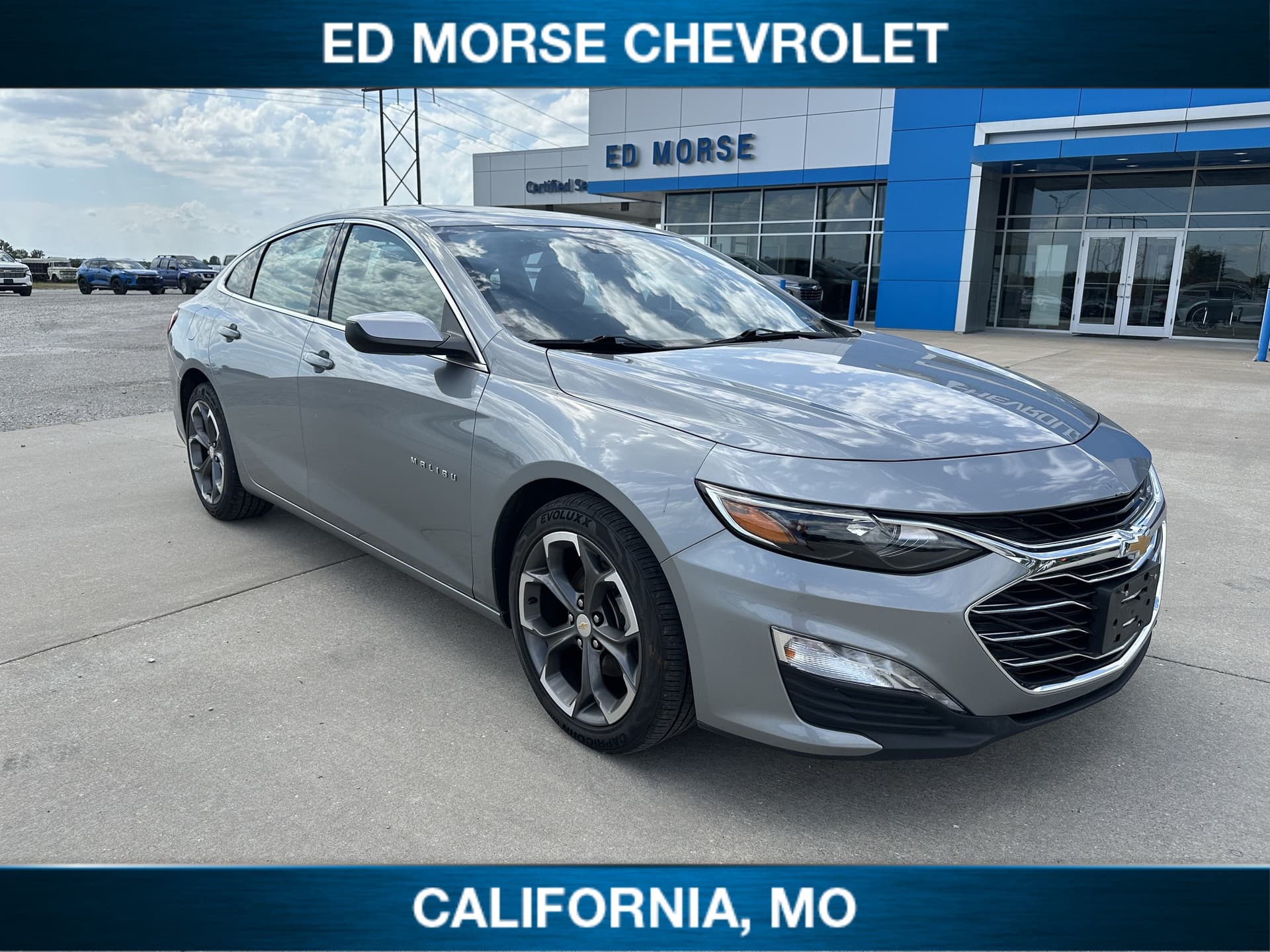 2024 Chevrolet Malibu 1LT — photo 1 of 48