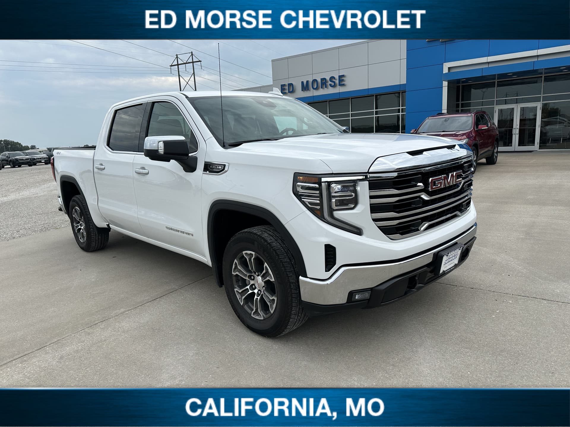 2026 GMC Sierra 1500 SLT — photo 1 of 52