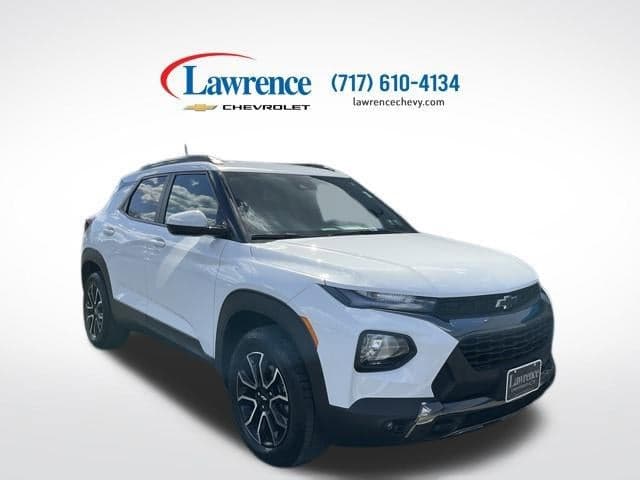 2023 Chevrolet Trailblazer Base — photo 1 of 5