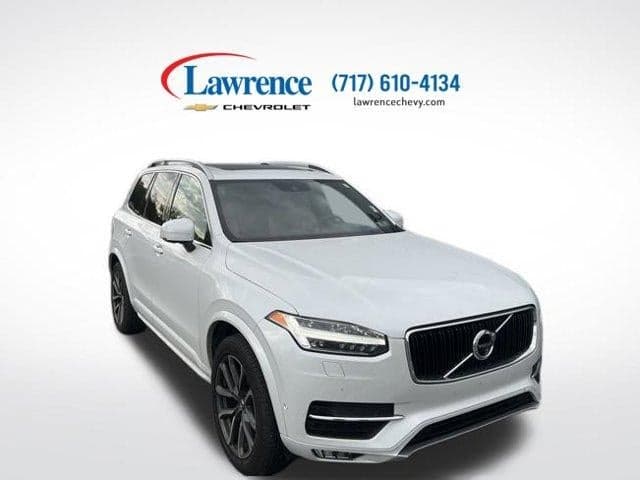 2019 Volvo XC90 Momentum — photo 1 of 10