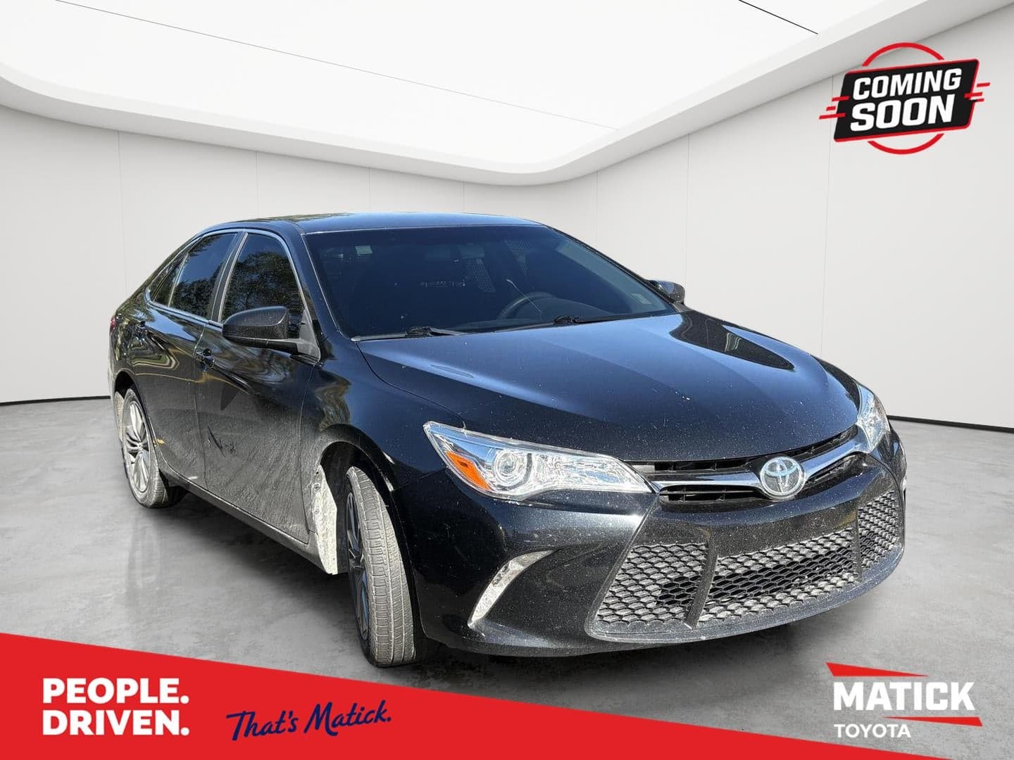 2017 Toyota Camry SE — photo 1 of 5