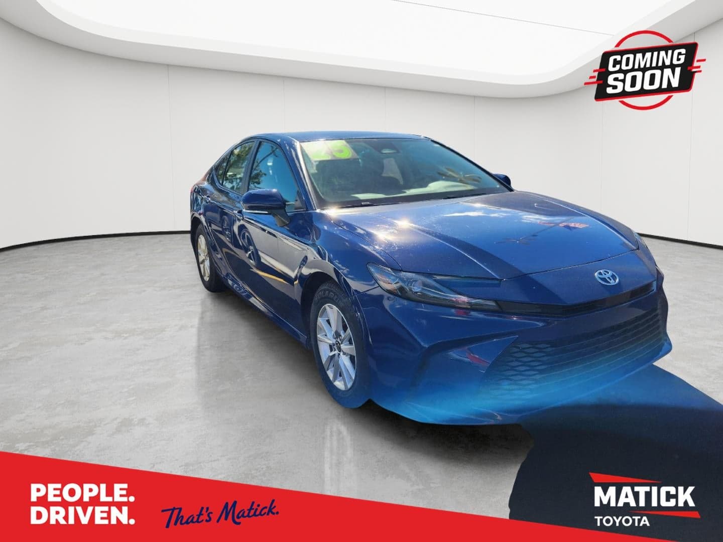 2025 Toyota Camry LE — photo 1 of 5