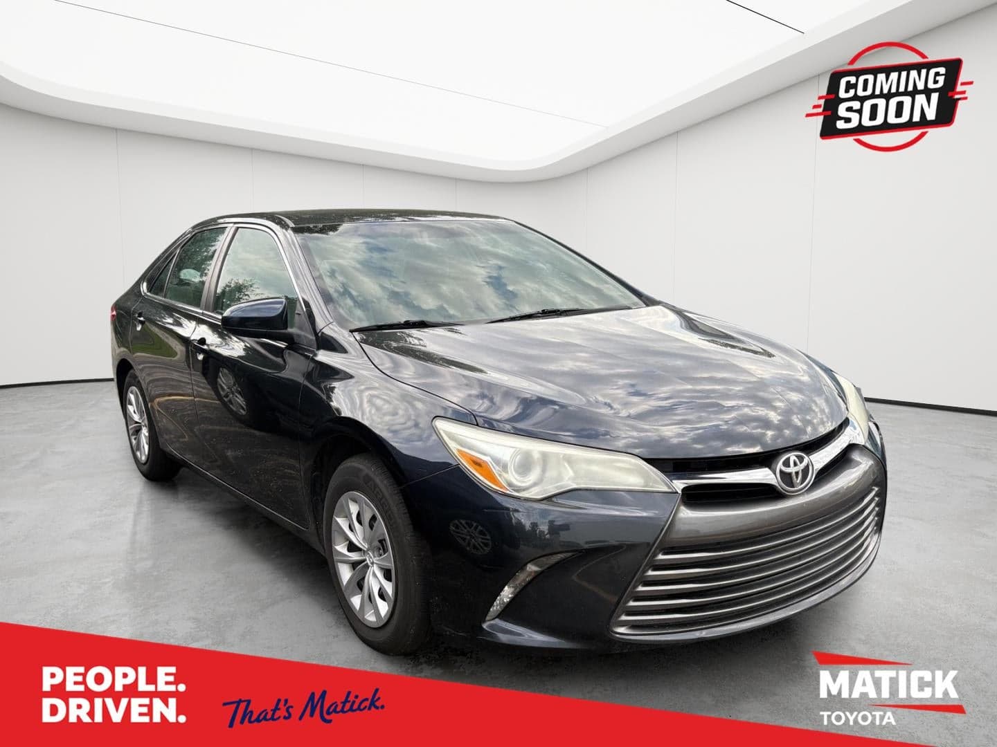 2015 Toyota Camry XSE — photo 1 of 25