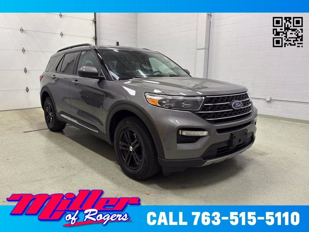2023 Ford Explorer XLT — photo 1 of 5