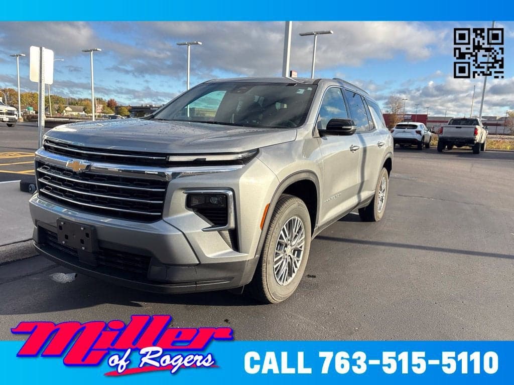 2026 Chevrolet Traverse AWD LT — photo 1 of 5